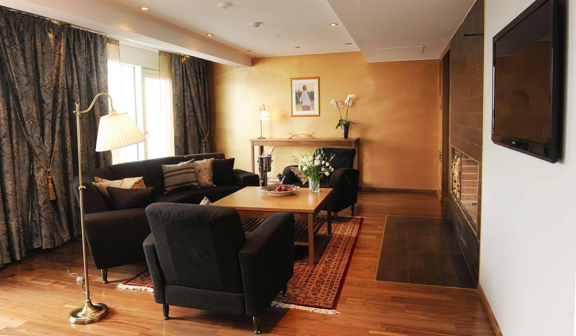 Hotel Arkipelag Mariehamn Esterno foto